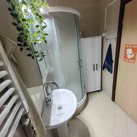 Center Dorcol Free Parking *