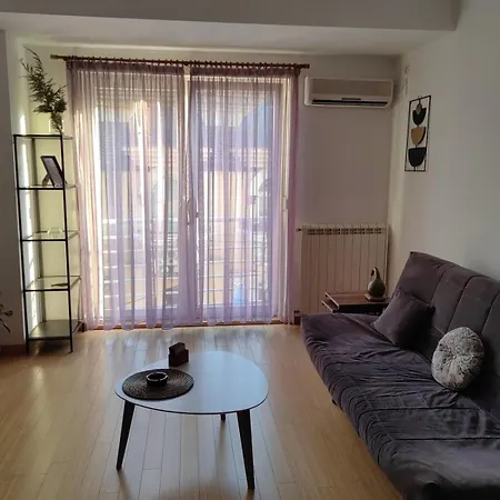 Center Dorcol Free Parking アパート *